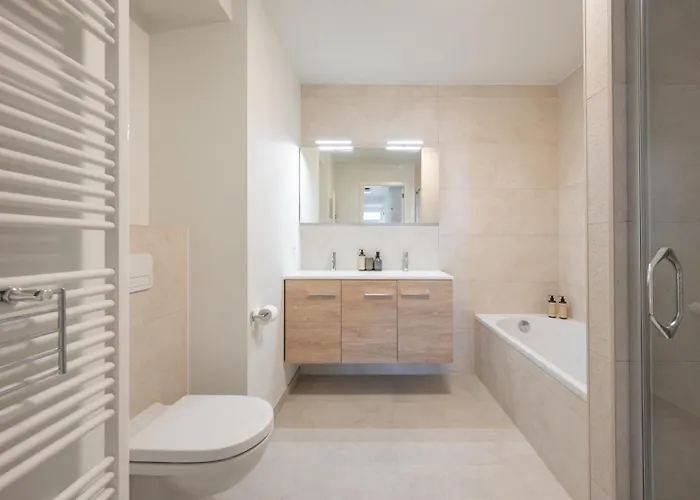 Appartement Seaview With Parking & Balcony