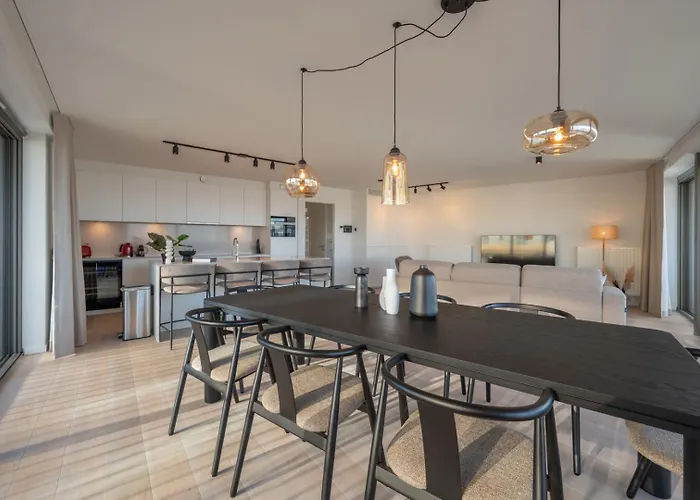 Seaview With Parking & Balcony Appartement Oostende