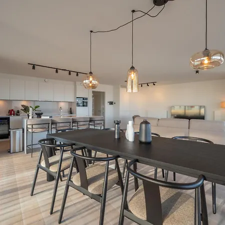 Seaview With Parking & Balcony Appartement Ostende